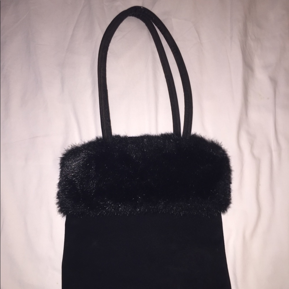 Faux-fur vintage bucket bag - Picture 3 of 6